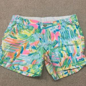 Lilly Pulitzer Size 2 Callahan Shorts